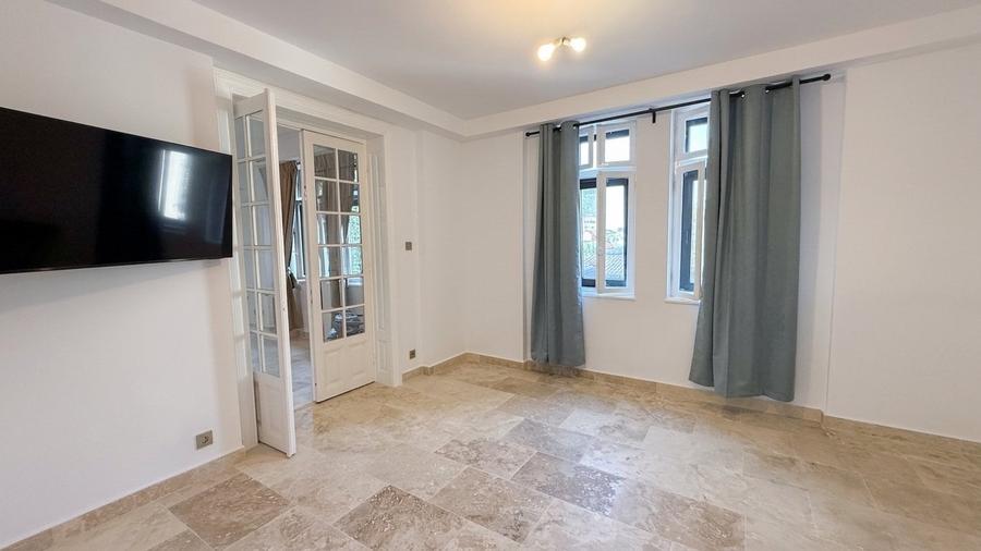 Apartament cu 4 camere în Dorobanți