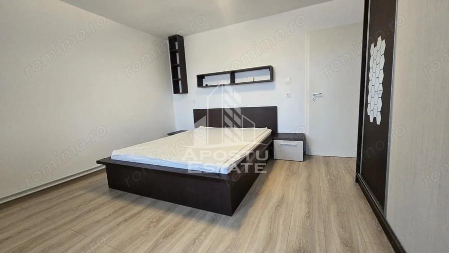 Apartament cu 2 camere semidecomandat în Lipovei