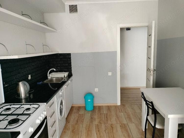 Garsonieră decomandată în Calea București