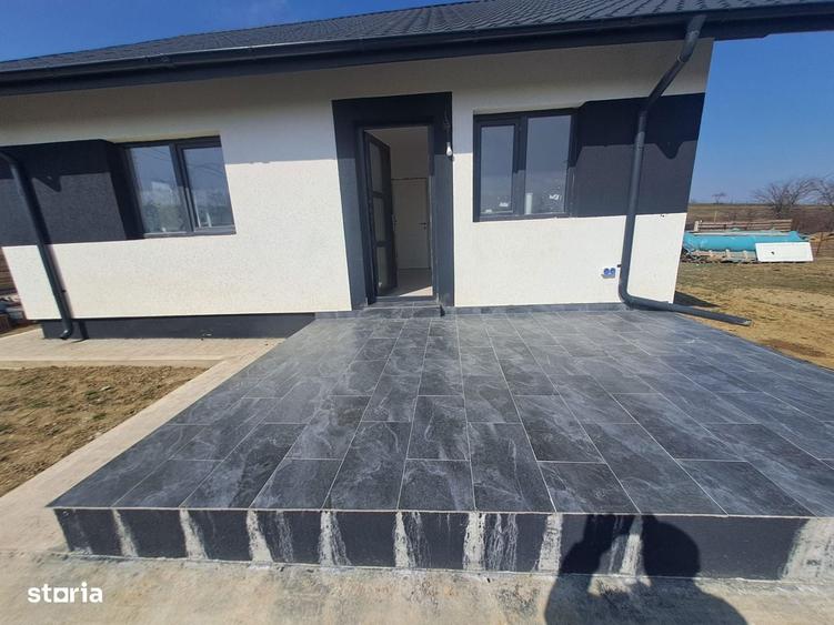 Casa noua cu mansarda, 650mp teren, Voinesti-pret 112000 euro - 12