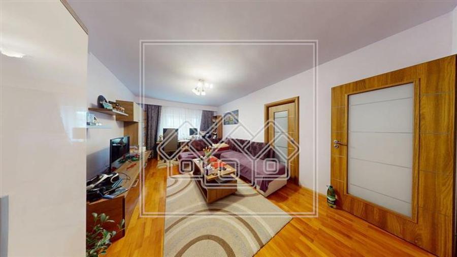 Apartament de vanzare in Sibiu-60 mp utili+balcon inchis - Zona Garii - 1