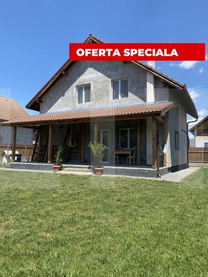 Casă individuală cu 4 camere cu Canalizare în Periferie
