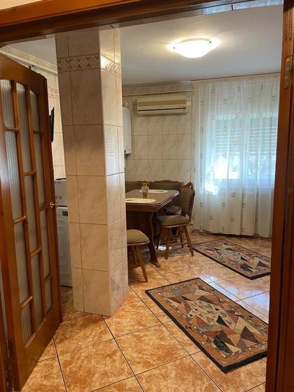 Apartament cu 4 camere în Central