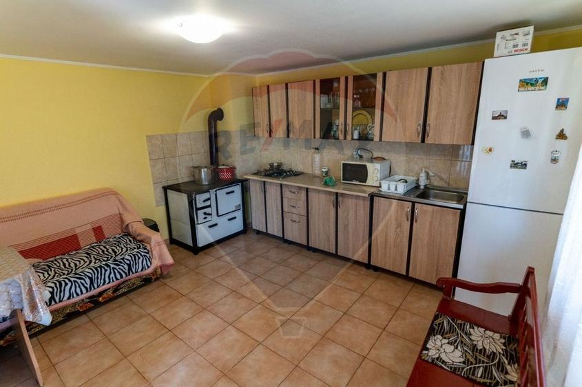 Casa / Vila Sesuri, jud Hunedoara - 18