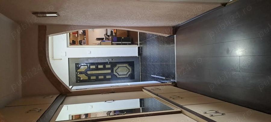 Apartament 3 camere 2 balcoane mobilat ?i utilat gata de locuit pe str. G. Co?buc. Garaj inclus. - 1