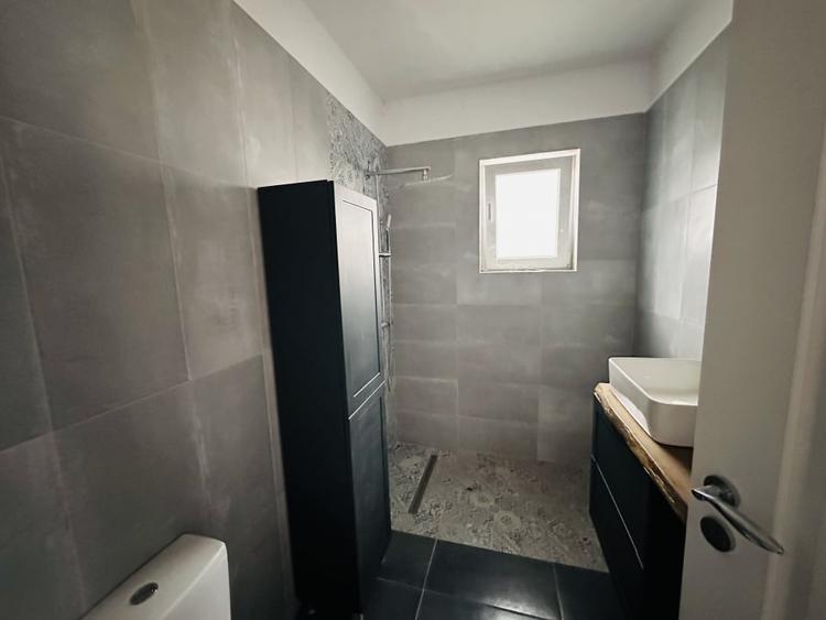 Vila superba Rosu, zona Crinului, 4 camere+terasa inchisa, 249 mp teren, 153 mp - 20