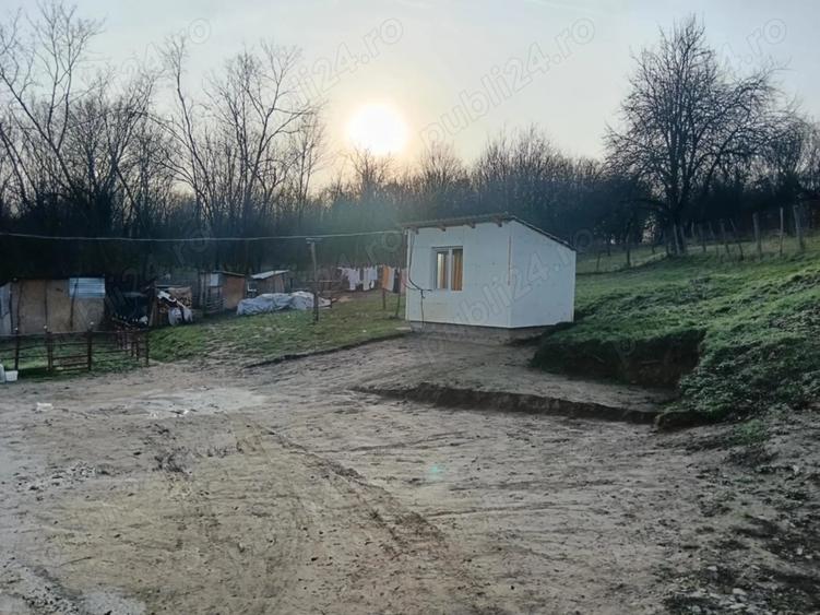 Casa de vinzare gradina ?i un hectar de teren 2 camere baie, coridor beci, bucatarie anexe,exe,, - 9