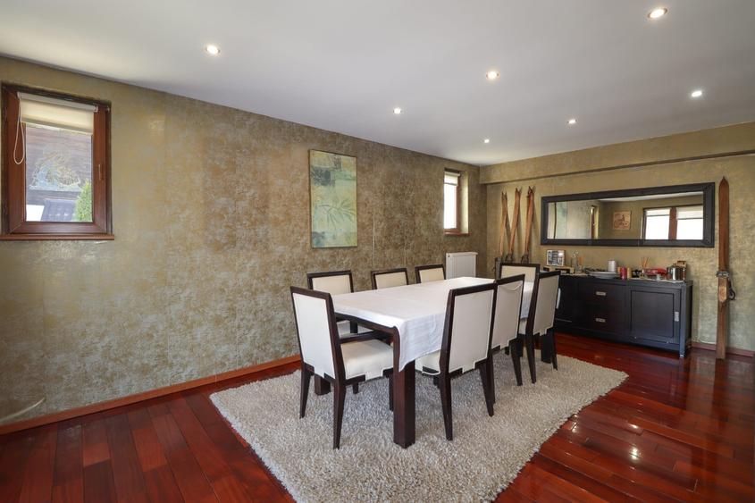 Sinaia – Central, Vila De Vanzare, Cu Vedere Deosebita La Munte! - 2