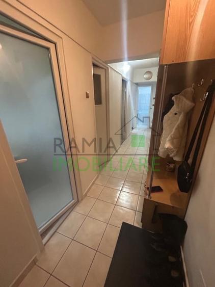 Exclusivitate! Apartament 3 camere decomandat - 16