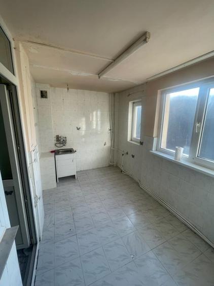 Garsoniera spatioasa, 32 mp, etaj intermediar, Zona Parang - 5