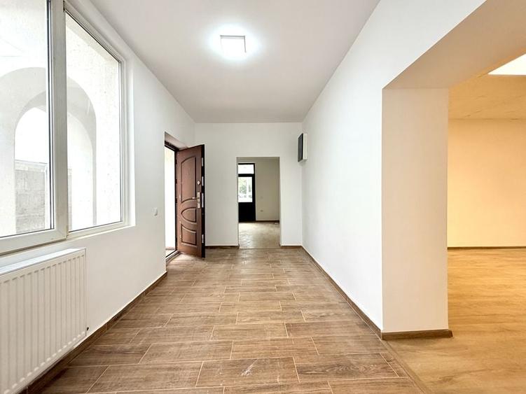 Spațiu comercial de închiriat – artera principală în nordul orașului. - 6