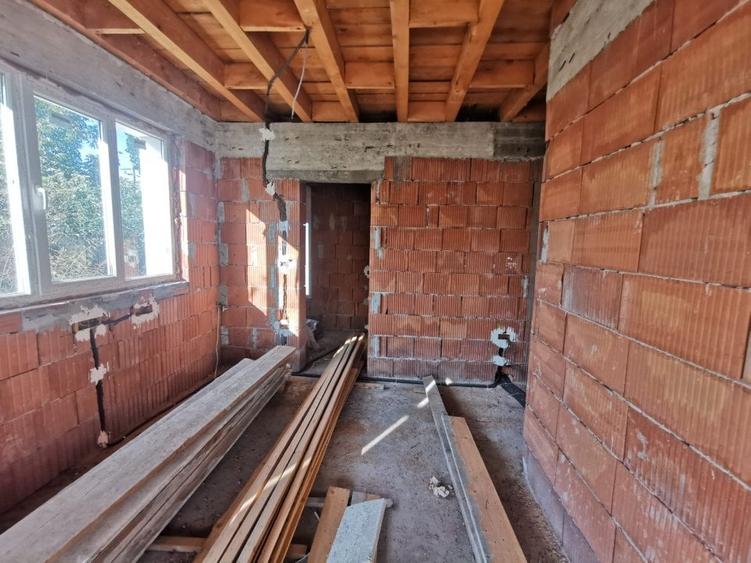 Casa De Vanzare La Rosu – Sagului- 650 - 8