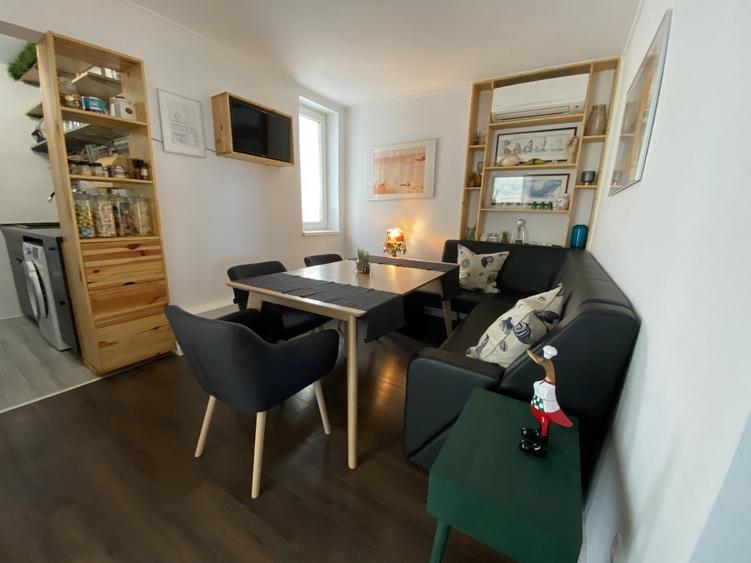 Peninsula , Piata Ovidiu - 3