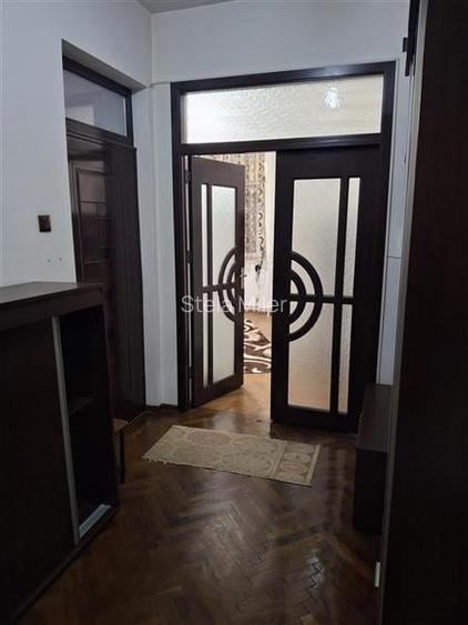 Apartament 2 camere decomandat, parter inalt/P+3 etaje, zona Batistei