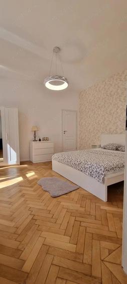 Apartament 3 camere Pta Unirii - 1