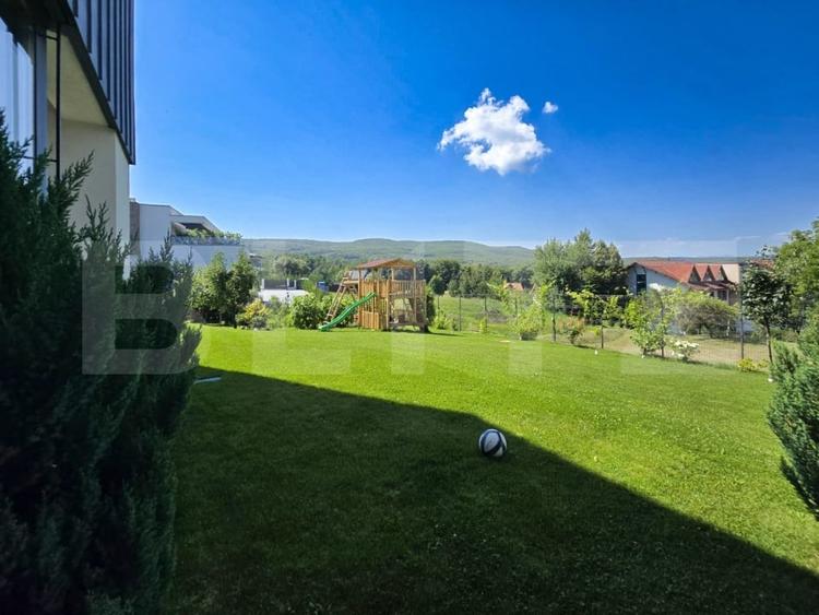 Vila  spectaculoasa de vanzare in Faget - 5