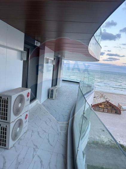 Apartament cu 3 camere de vânzare Casa del Mar Mamaia Nord - 17