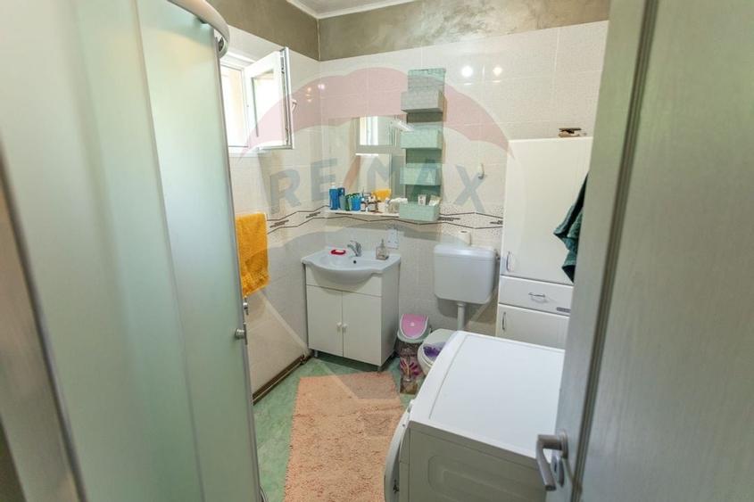 Pensiune agroturistică cu 6 camere + Casă de locuit, de vânzare - 8