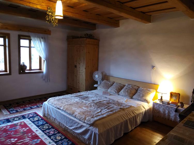 Vand casa lemn traditionala. - 7