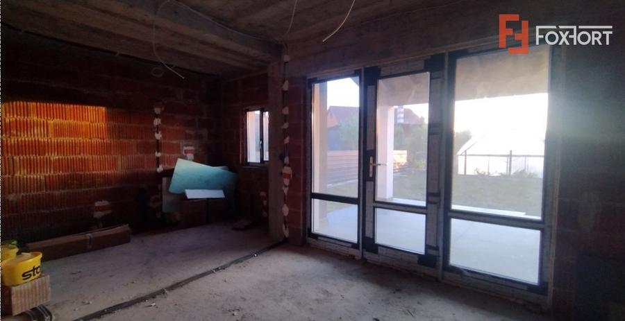 Duplex 5 camere, Becicherecu Mic - Garaj, terasa, Interior la Rosu - 11