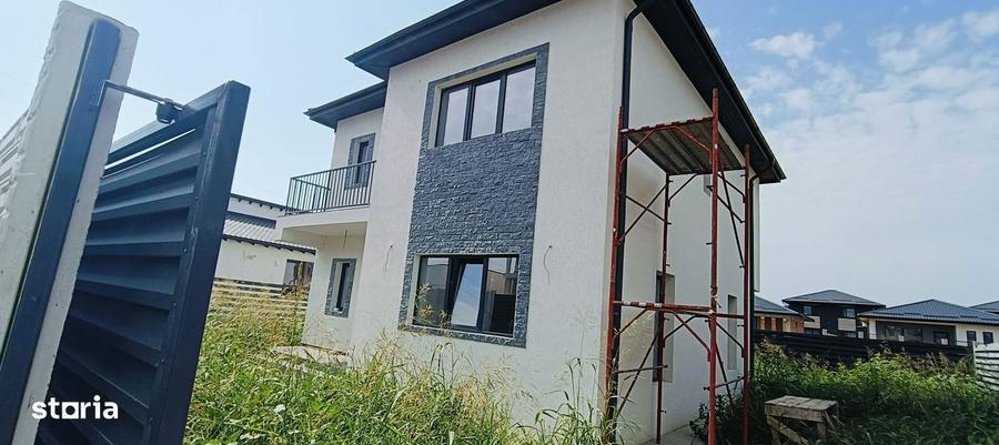 Casa P+ 1Etaj / 5 camere / Com Berceni/ COMISION 0% - 5