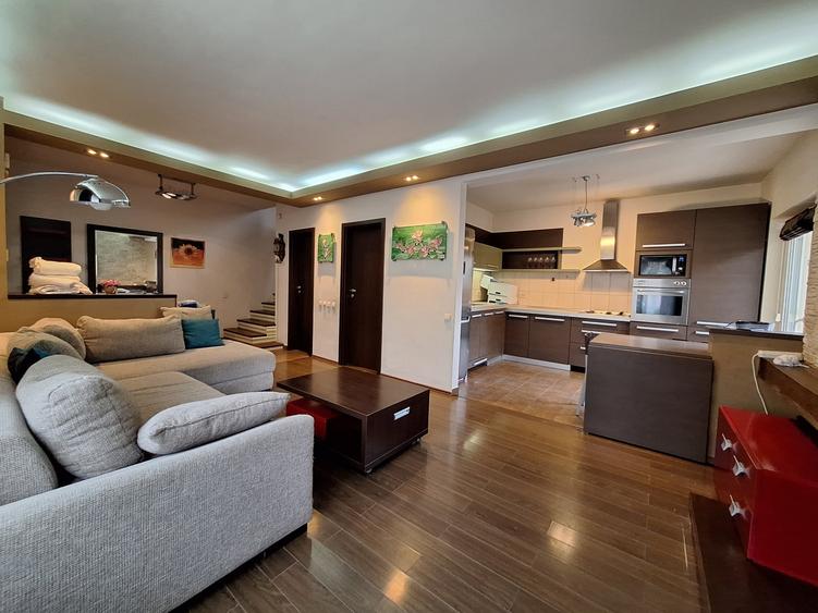 Duplex cu 2 parcari, zona Parcului Poligon - 1