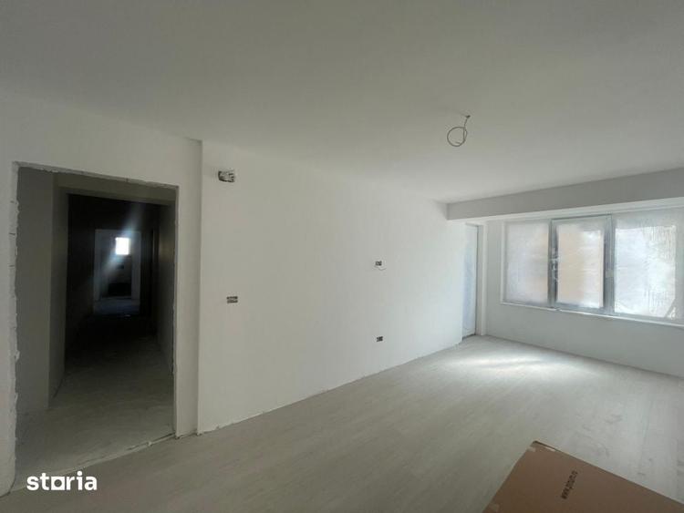 Apartament cu 3 camere decomandat în George Enescu
