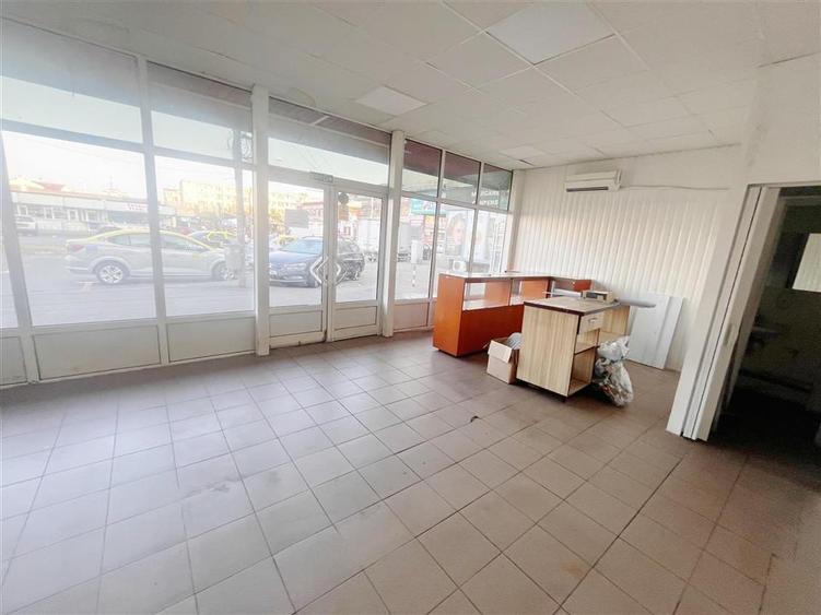 Spatiu comercial de închiriat în Ploiesti  Zona 0, - 1