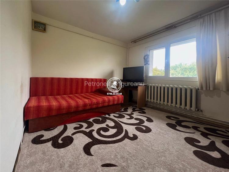 Apartament spatios de 4 camere – ideal pentru o familie care cauta confort si po Apartament spatios de 4 camere – ideal pentru o familie care cauta confort si po
