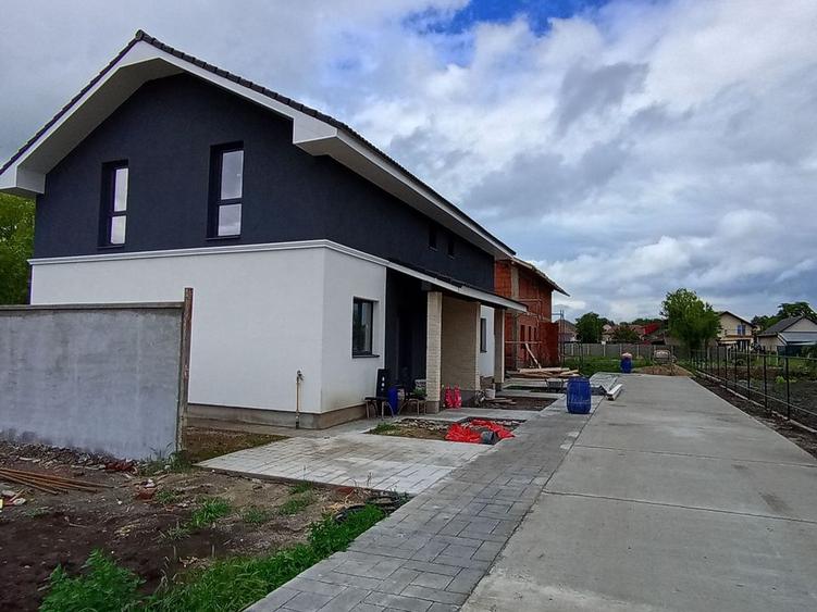 Sanandrei, Duplex pe Etaj, Drum asfaltat - 3