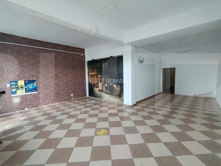 Spatiu comercial cu vitrina , 70mp, Zona Doja