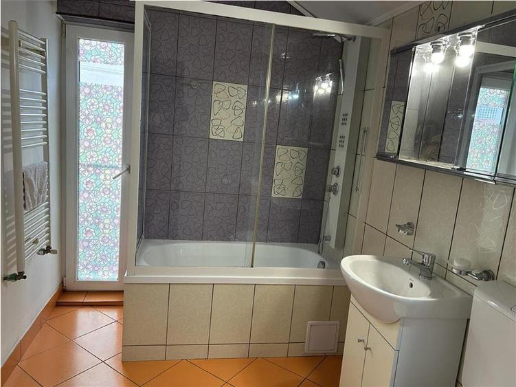 Inchiriez ap.3 camere in casa ,finisat modern, CT, parcare, Centru-str.Paris,neg - 9