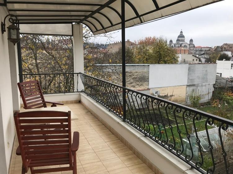 Apartament cu  2 camere, 90 m2, ultracentral cu terasă  si parcare - 6