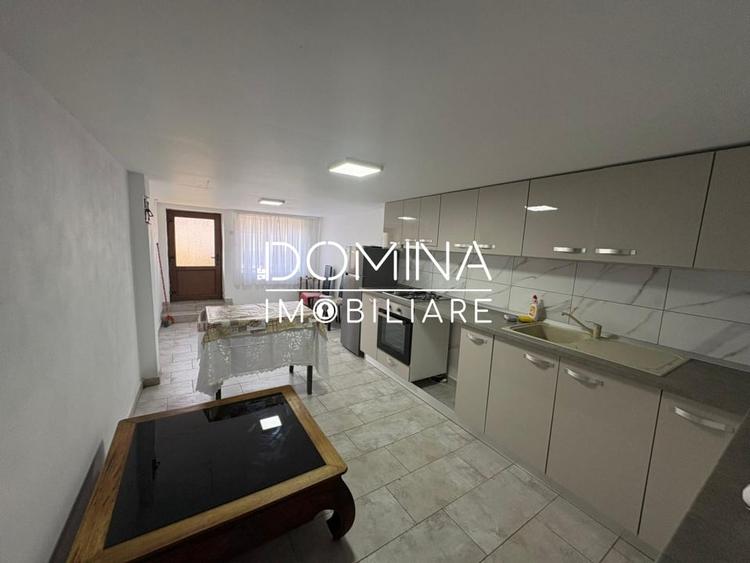 Vanzare casa P+1 si teren generos in Stanesti - *stil rustic-conac* - 9