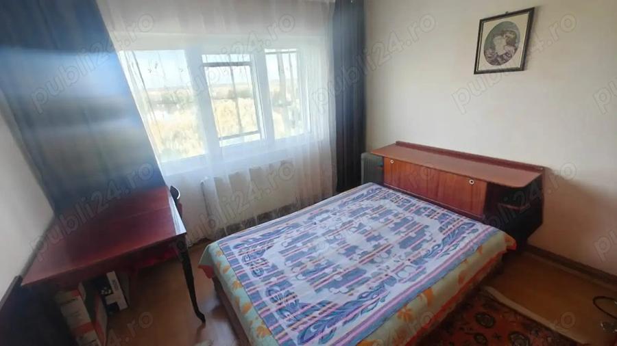Apartament cu 3 camere Parcul Tineretului Conf. 1 decomandat Pret: 86.000 neg - 3