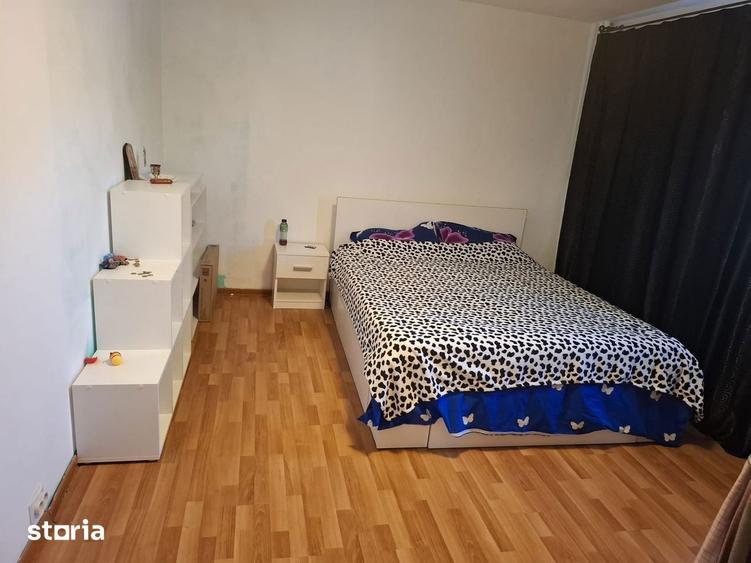 2 cam 50 mp zona nicolina pizza nico 380 euro liber 15.06. - 2