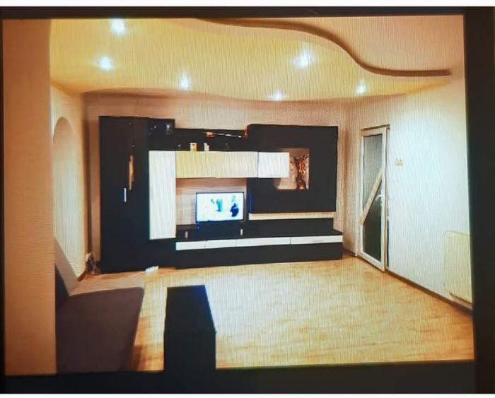 Apartament de inchiriat in Gaesti - 3