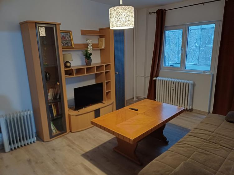 Tineretului -C.R.Motru -2 camere - 5