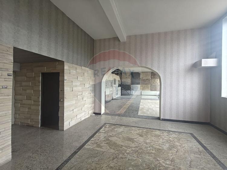 Spatiu comercial de 427 mp de inchiriat in zona Bulgaria - 2