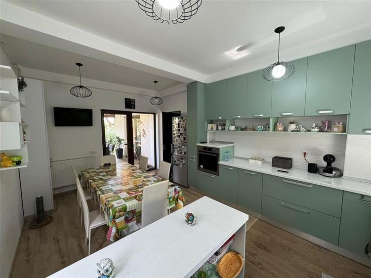 Vila P+1 de vanzare in Livada constructie caramida an 2020 - 5