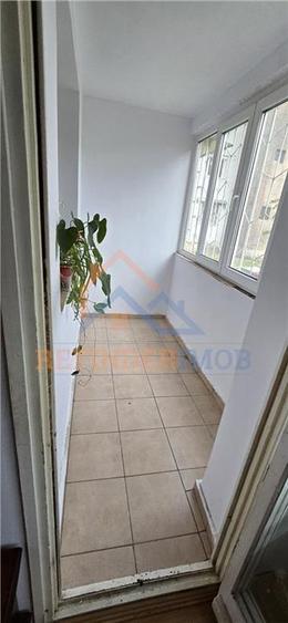 Apartament de vanzare cu 3 camere, zona Titan - 6