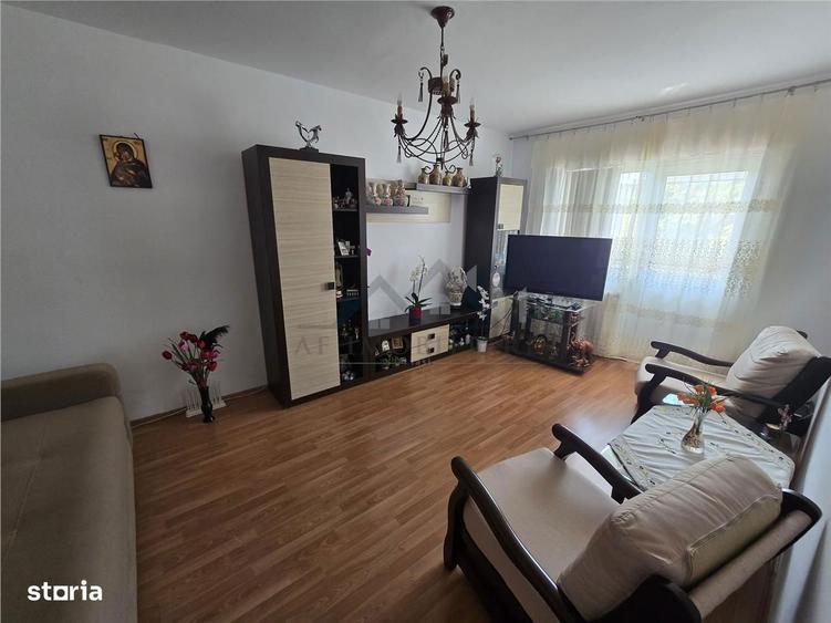 Apartament 3 camere Tg Cucu - 6