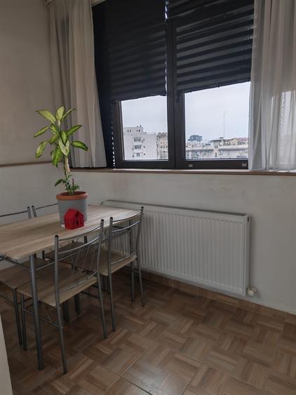 Romana - Magheru apartament spatios renovat si mobilat complet - 10