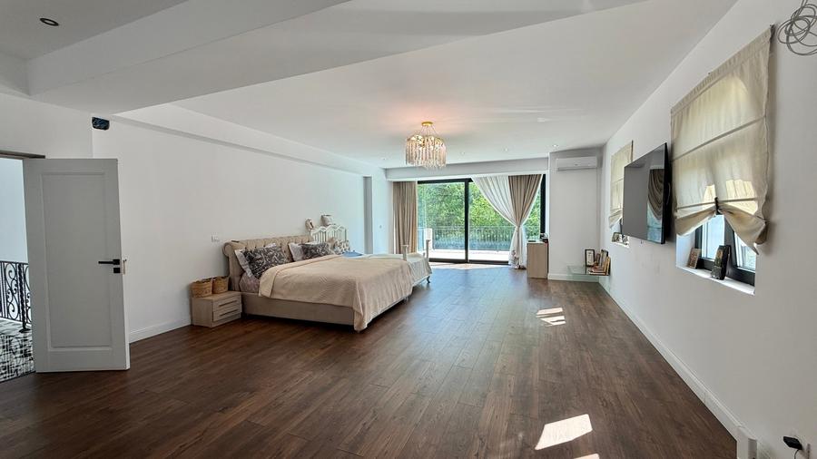 Vila 7 camere cu acces la pădurea Tunari teren 1500mp - 8