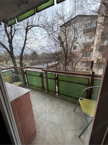 Apartament cu 3 camere decomandate de vanzare - 9
