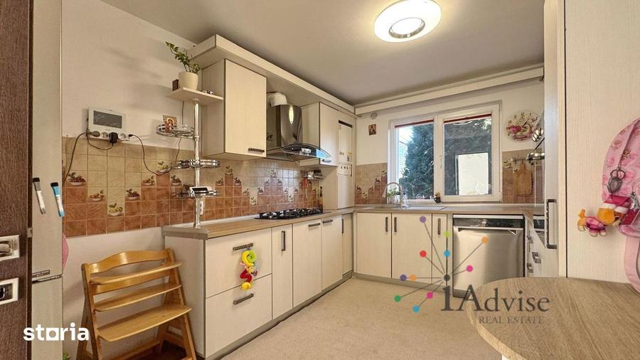 CASA SPA?IOASA CU 5 CAMERE DE INCHIRIAT IN SANPETRU CURTE GENEROASA, - 10