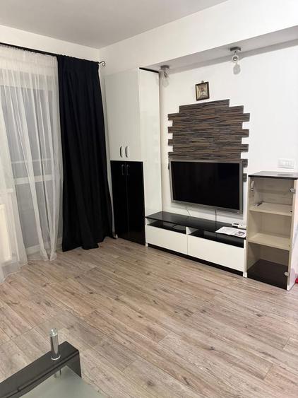 Garsoniera eleganta de inchiriat | complet utilata | balcon | parcare inclusa - 1
