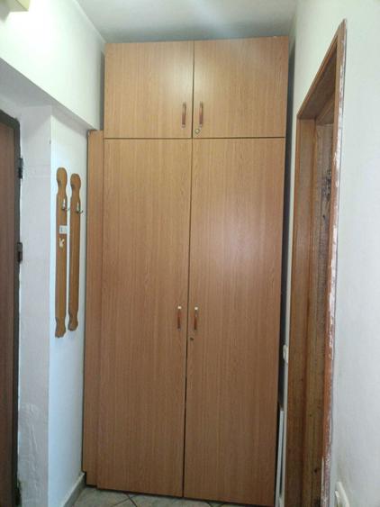 Proprietar inchiriez garsoniera,Spitalul Judetean, gaze, etaj 1/7, vedere spre parc, zona centrala termen lung - 4