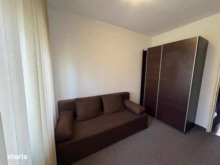 Apartament cu 3 camere decomandat, mobilat în Berceni