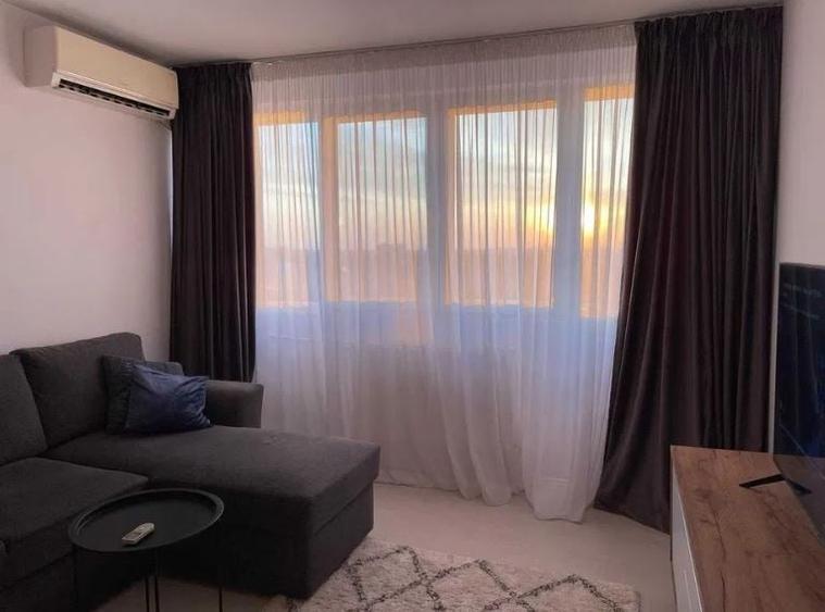 Apartament cu 2 camere decomandat, mobilat în Eroii Revoluției